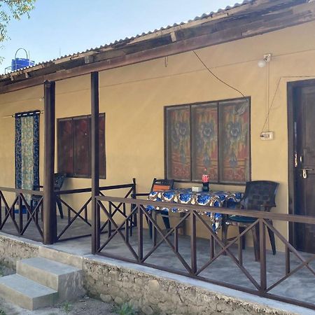 Nanu'S Bardiya Homestay ภายนอก รูปภาพ